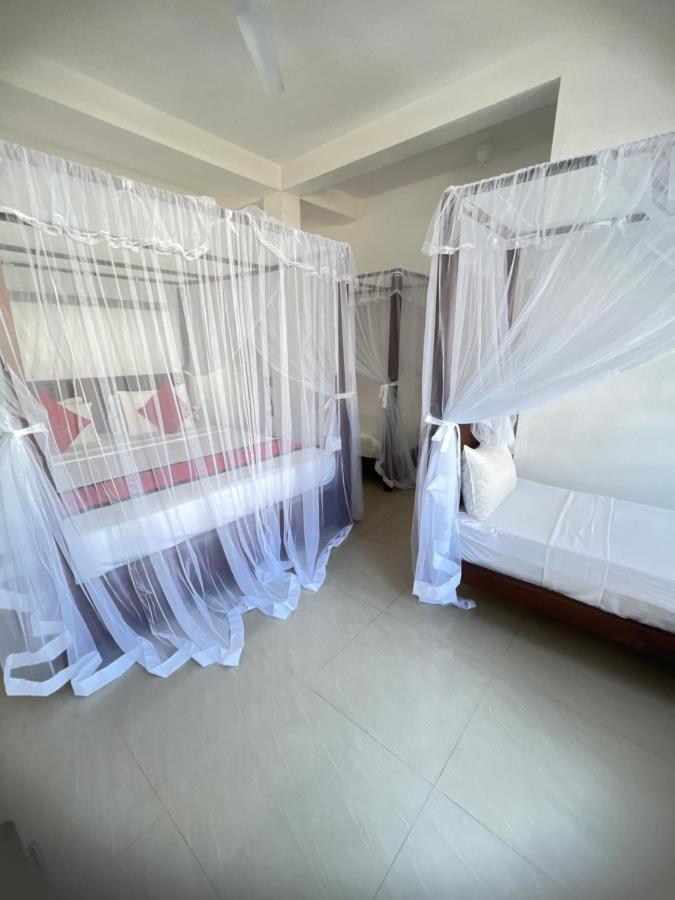 Happy Bay Hotel Weligama Exterior photo