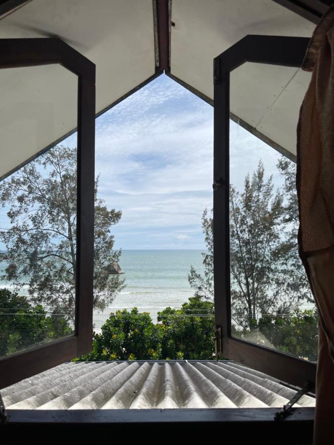 Happy Bay Hotel Weligama Exterior photo